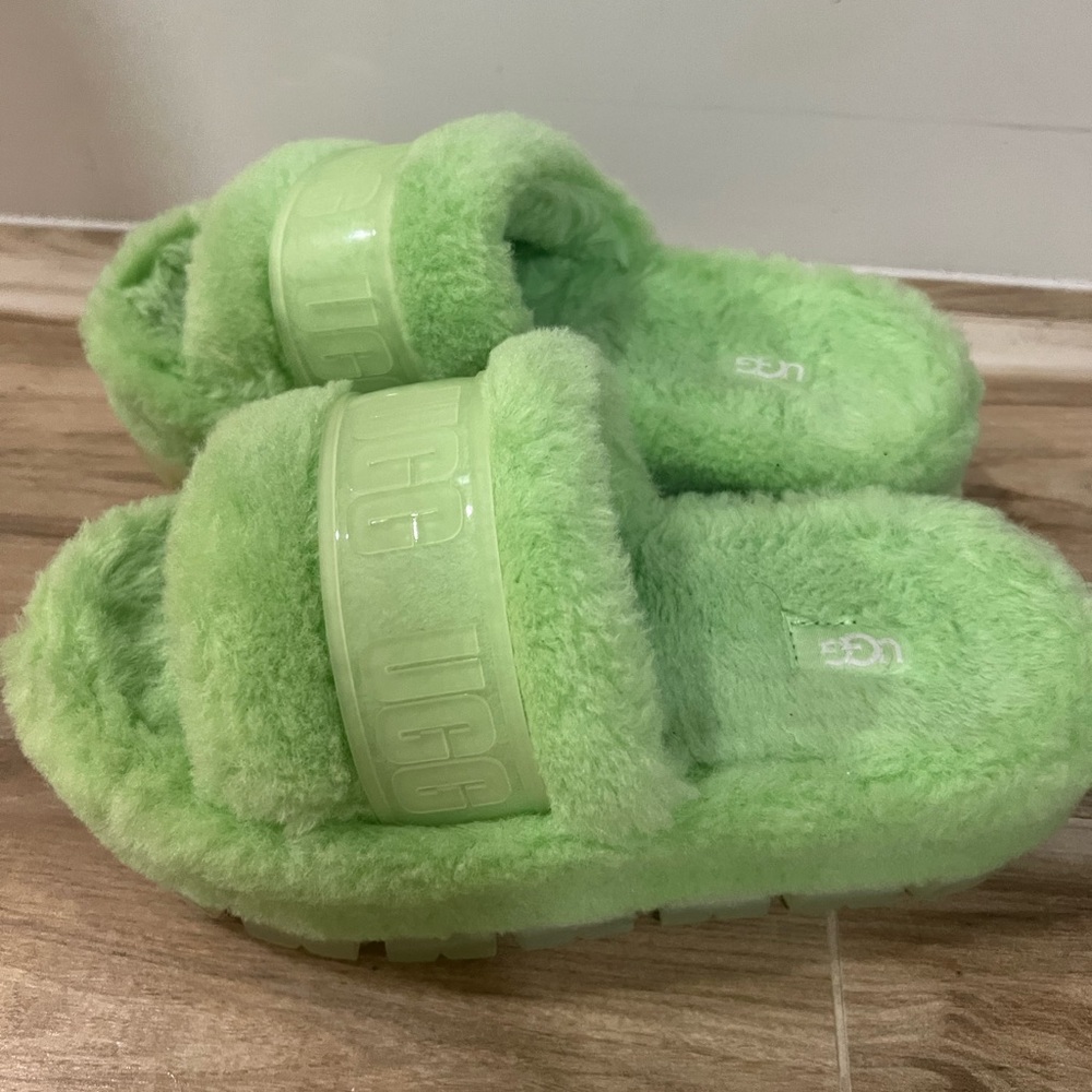 UGG Fluffita Women's Slide Parakeet Green Slipper Slide